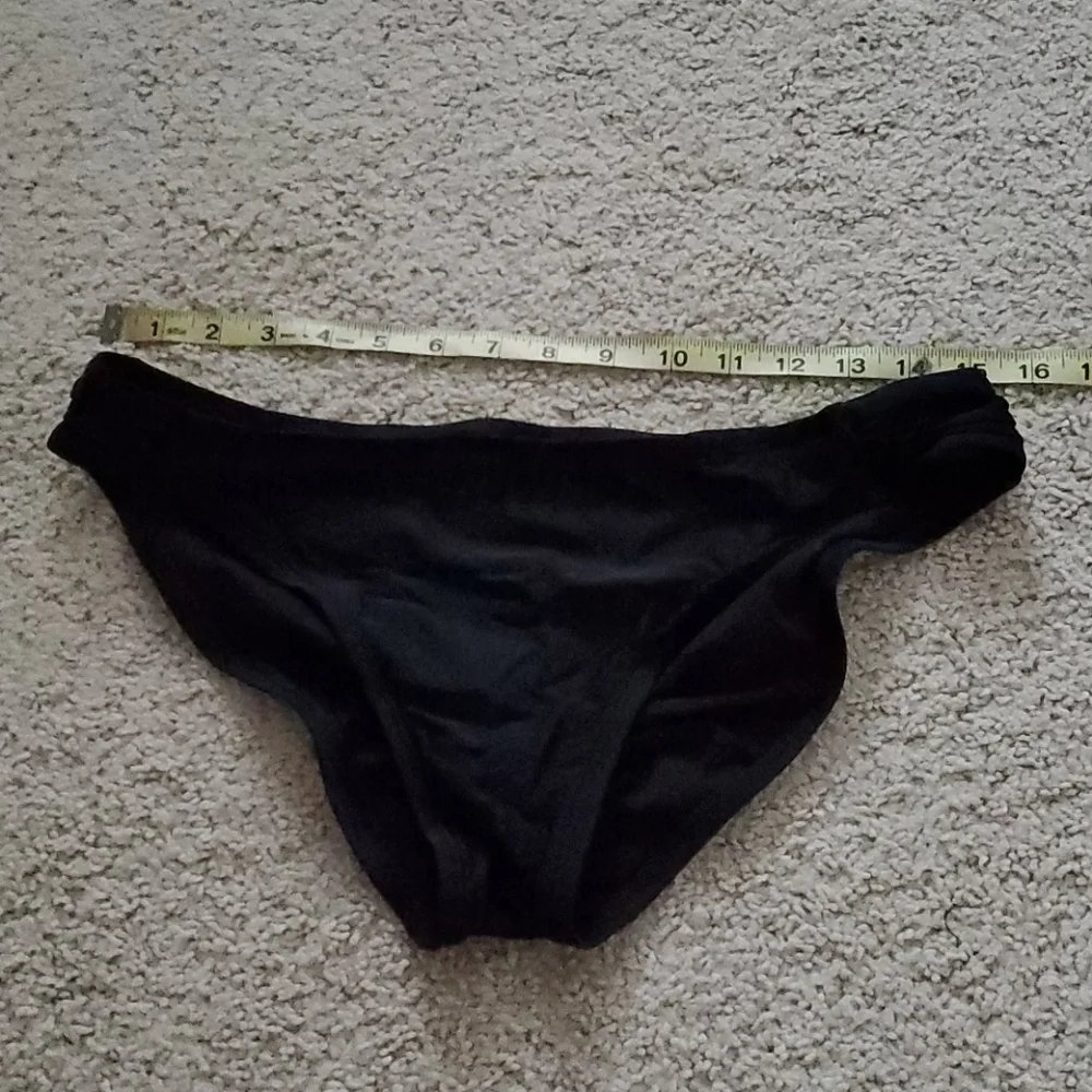NWOT Gossip bikini bottom swim